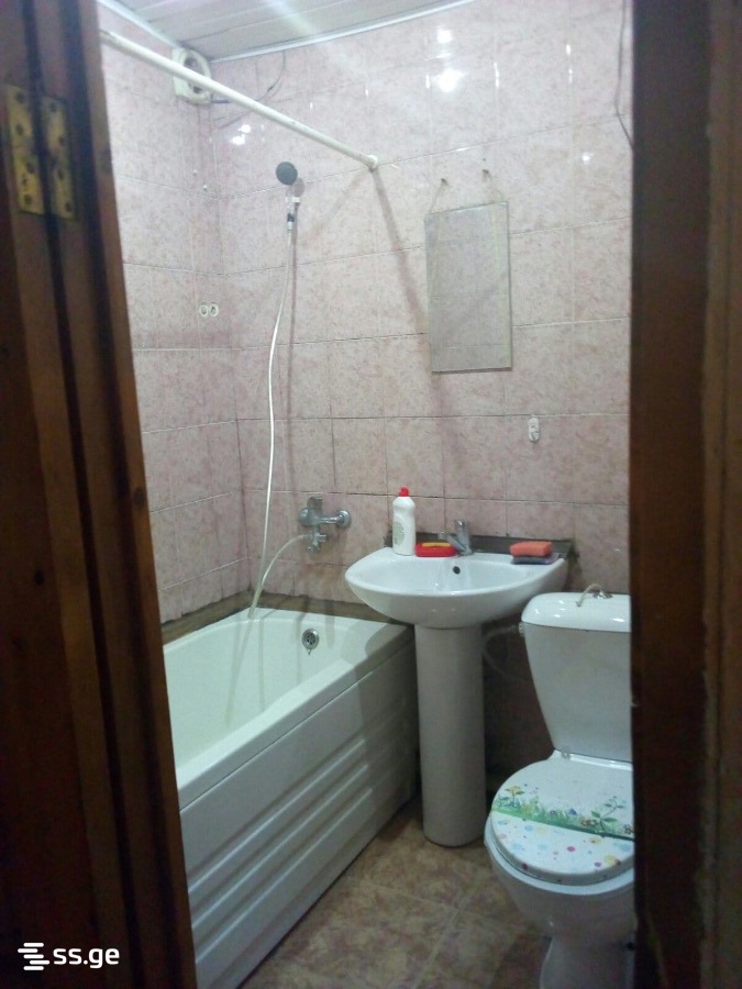 III a Microdistrict - Gldani  3ბ - 1 rooms