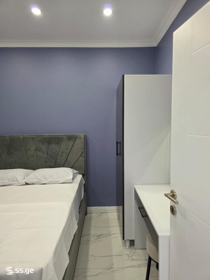 Khimshiashvili st. 65 - 3 rooms
