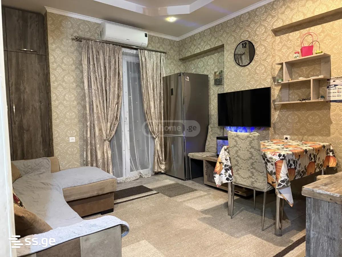 chkondideli st. 66 - 2 rooms
