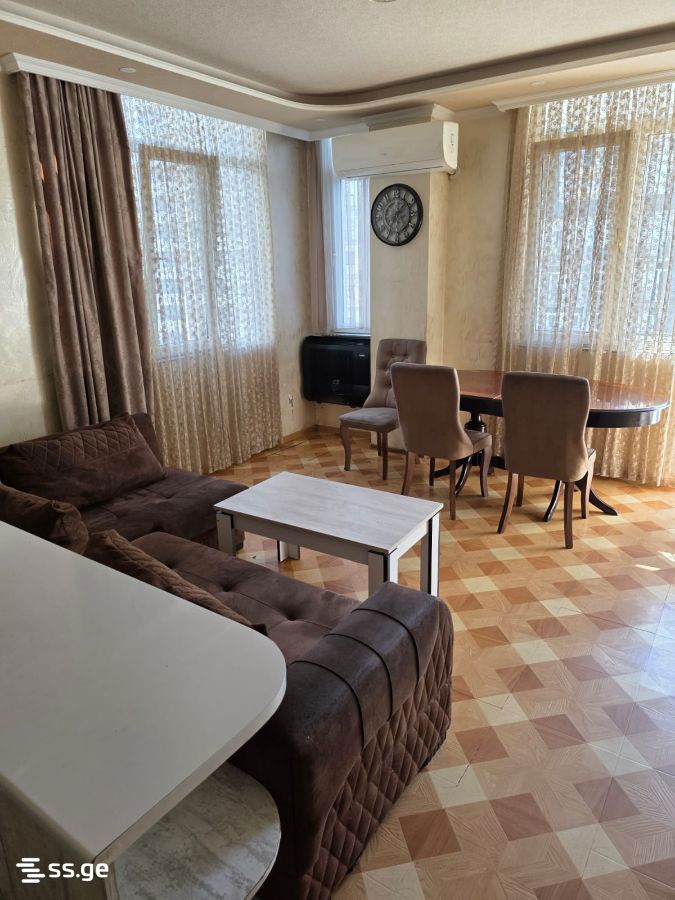 Sh. Inasaridze St. 6 - 3 rooms