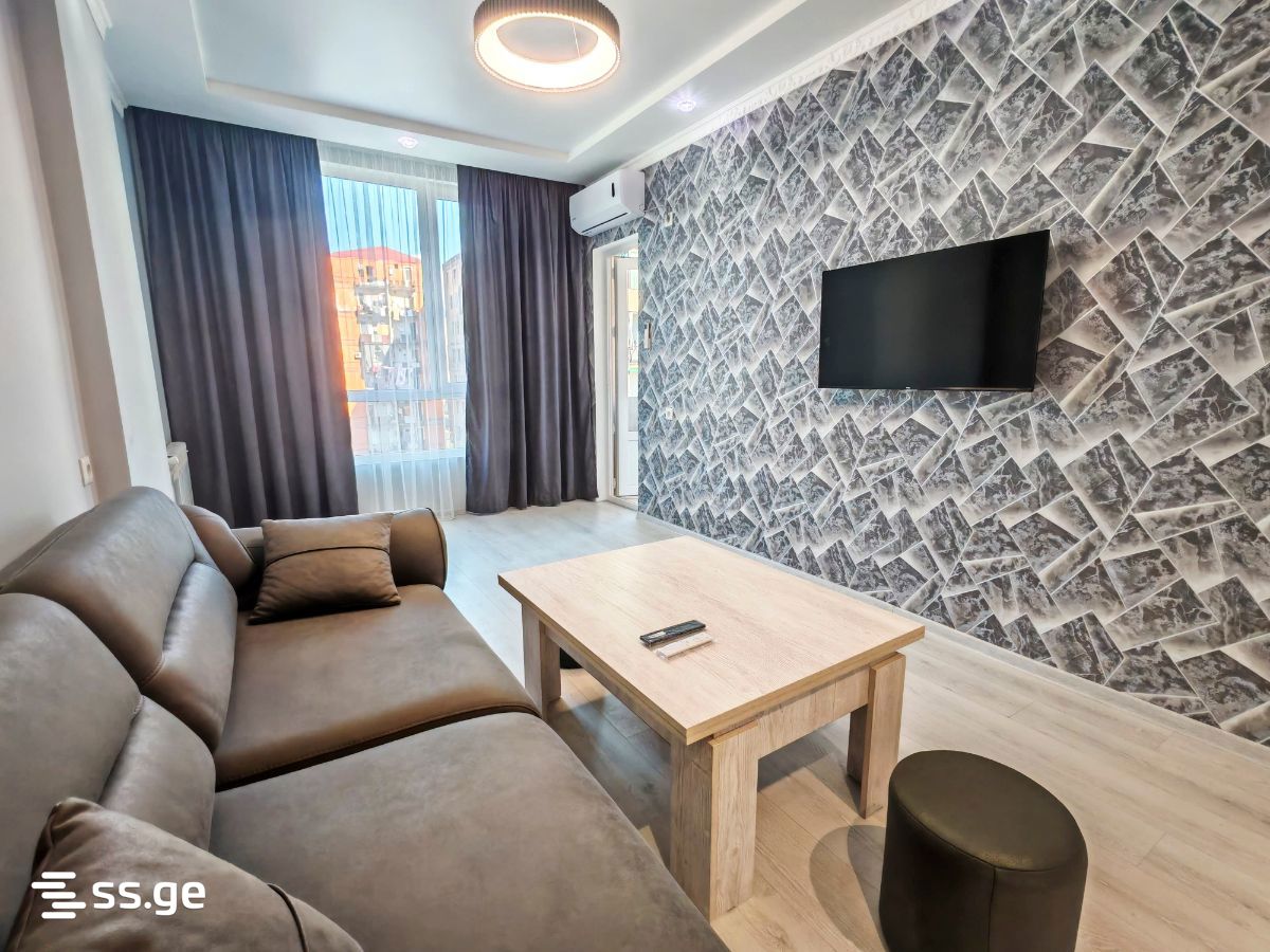 Vazha-Pshavela st. 100 - 2 rooms