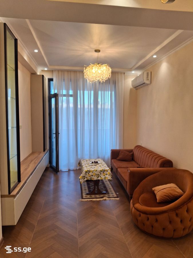 Arakishvili st. 18 - 3 rooms