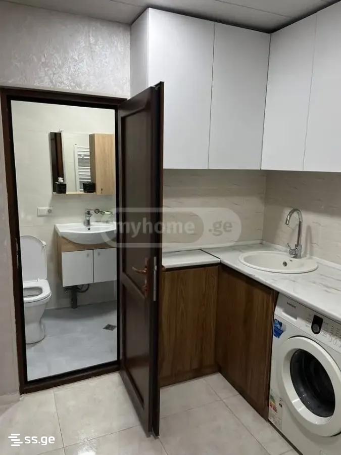 a.wereTlis avenue 0 - 1 rooms