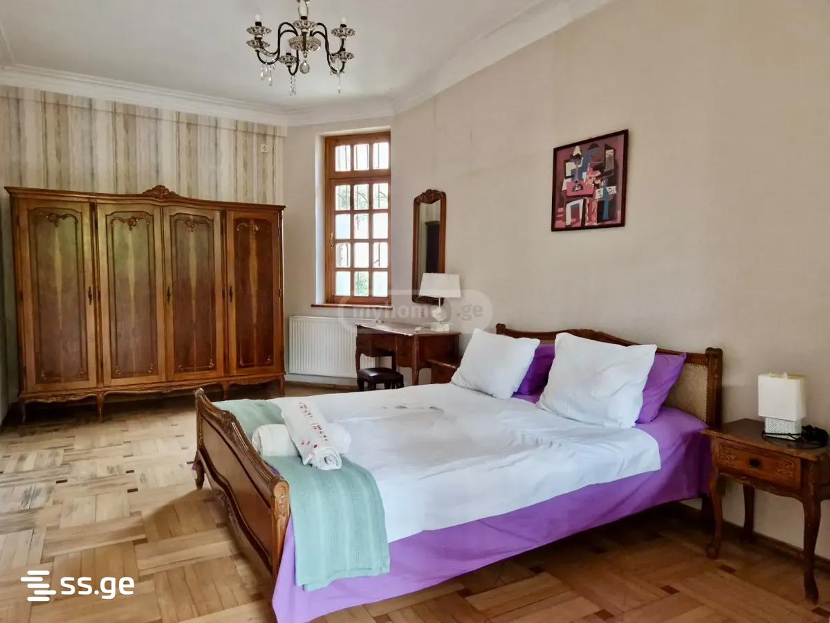 virsaladze st. 2 - 3 rooms