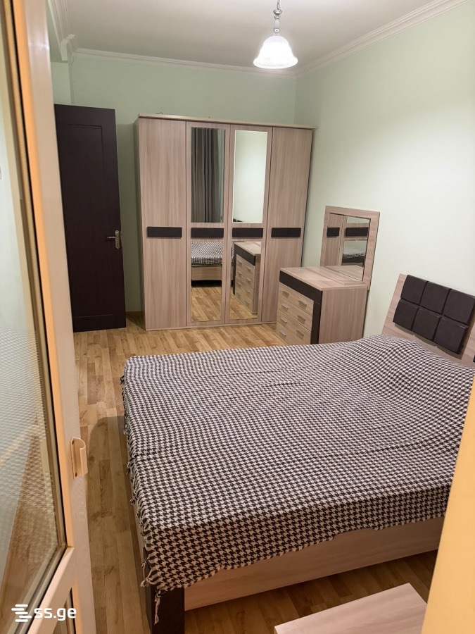 beliashvili st. 12 - 4 rooms