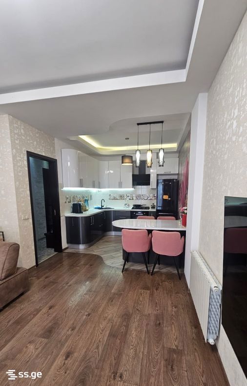 Tavkhelidze st. 1 - 4 rooms
