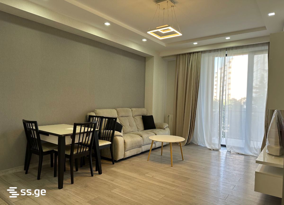 B. Zghenti St. 8 - 3 rooms