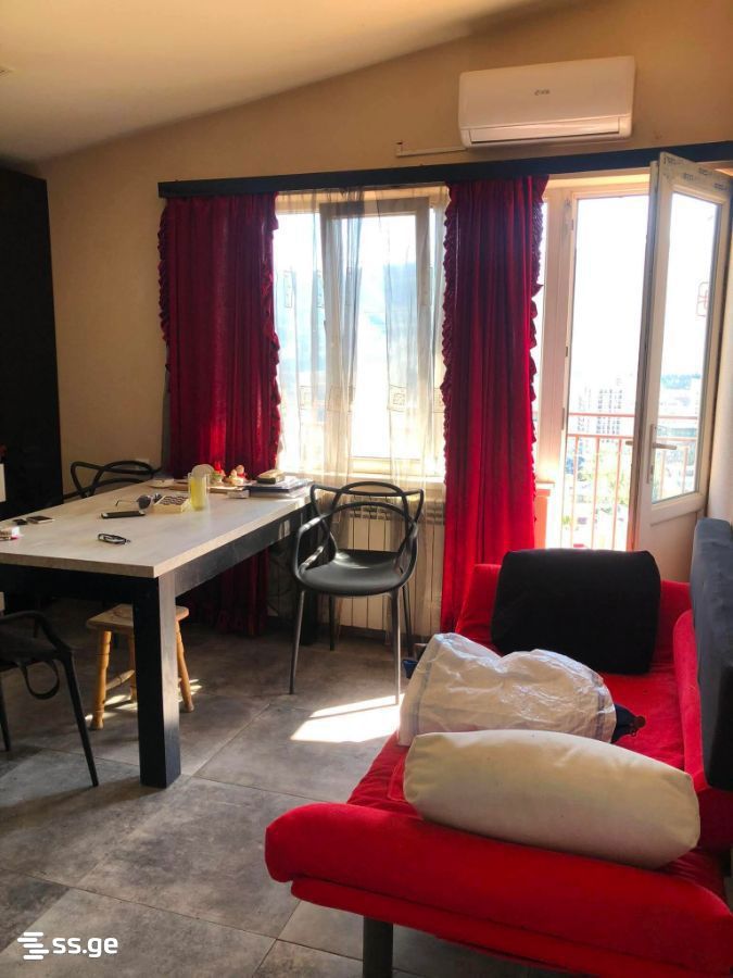 nucubidze III plato 6 - 3 rooms