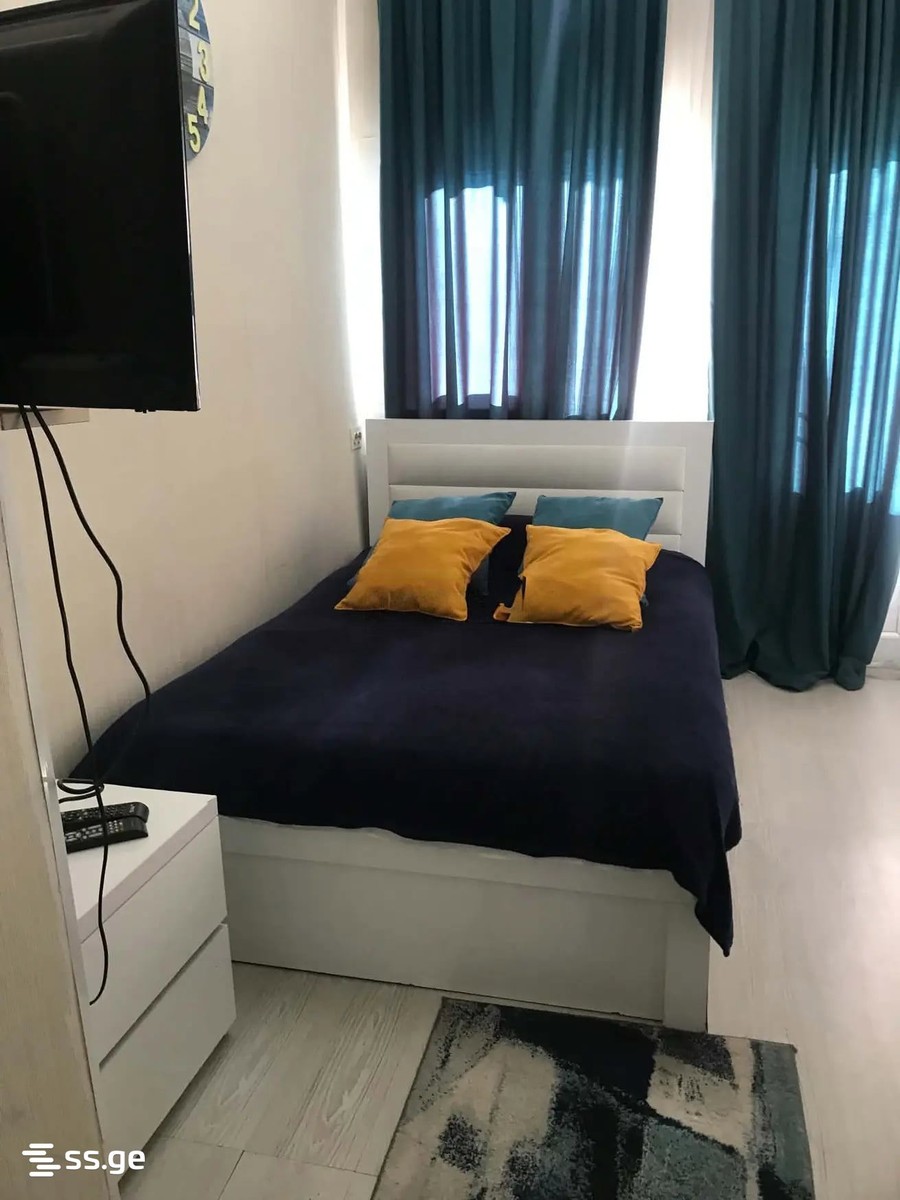 vakhtanq VI st. - 1 rooms