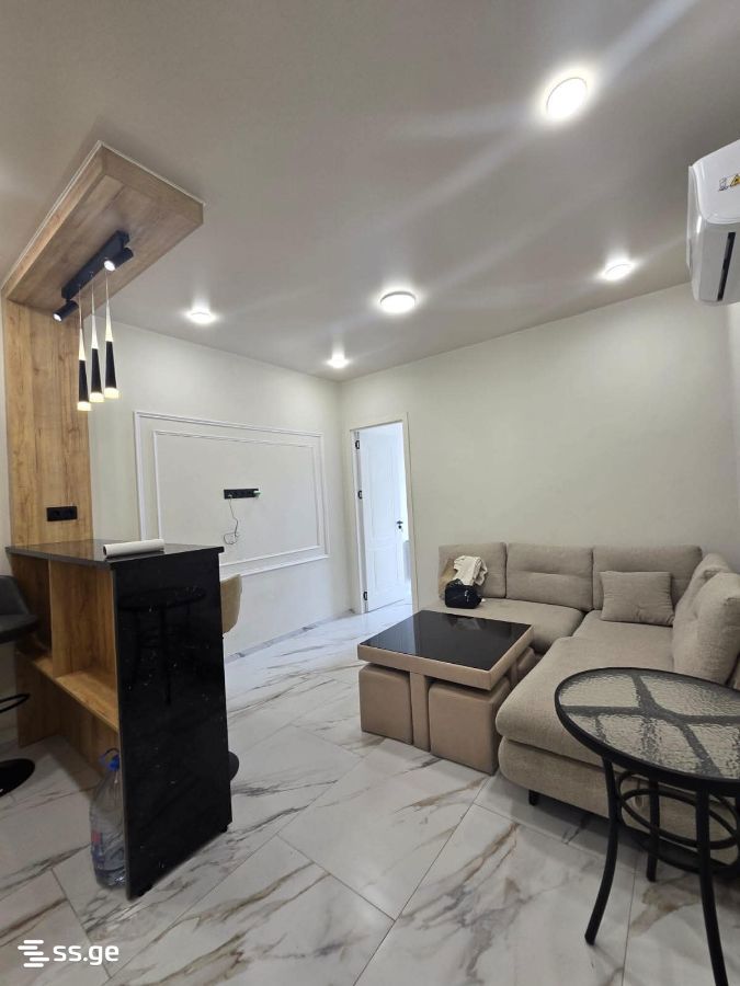 10 - 2 rooms