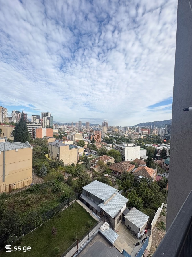 nucubidze st. 125 - 2 rooms