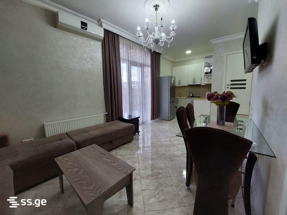 Sh. Rustaveli Ave. 11 - 3 rooms
