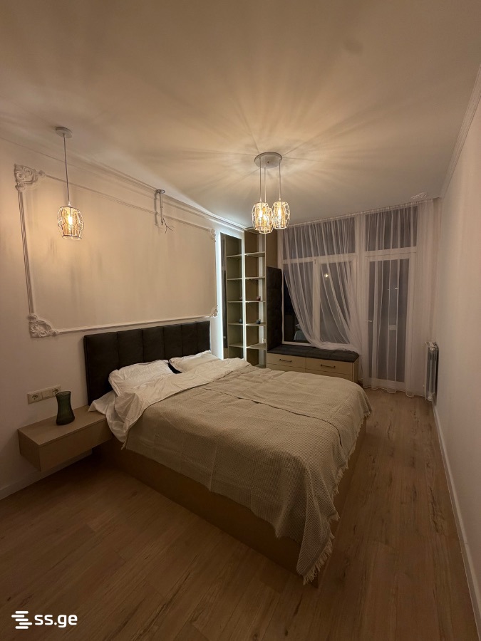 Lech and Maria Kaczynski street 1 - 2 rooms
