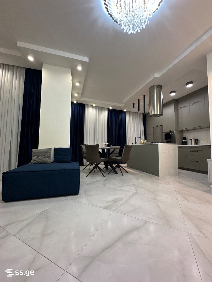 5 - 3 rooms