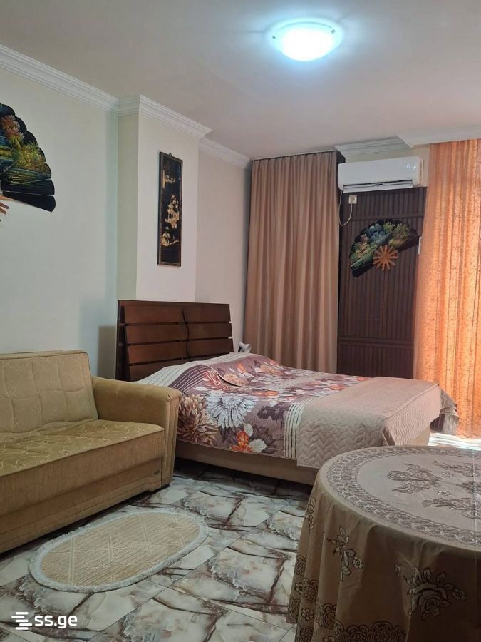 Khimshiashvili st. 4 - 1 rooms
