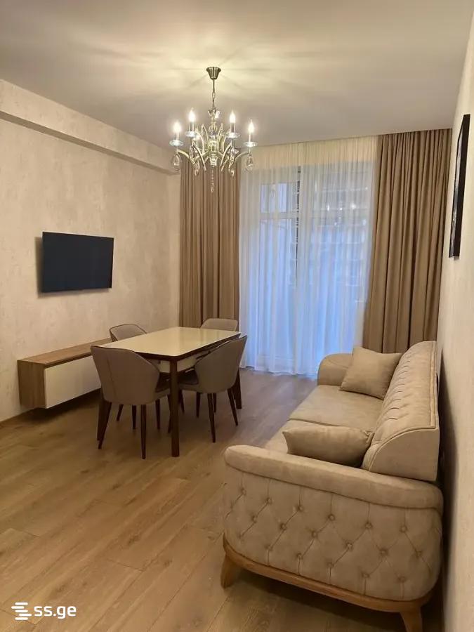 navtlugi st. 10 - 3 rooms