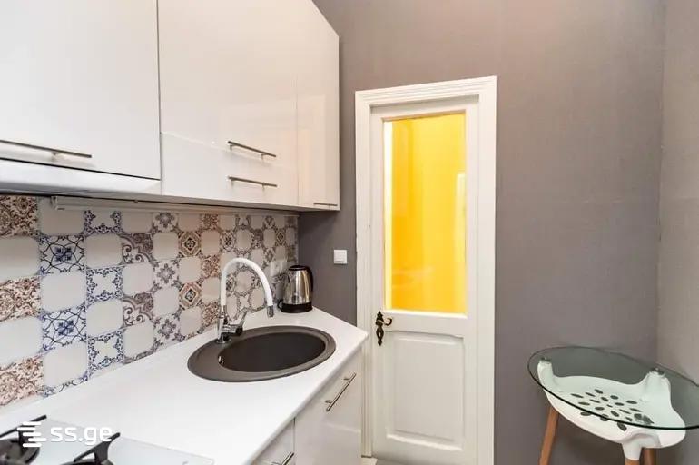 tovstonogov st. 8 - 1 rooms