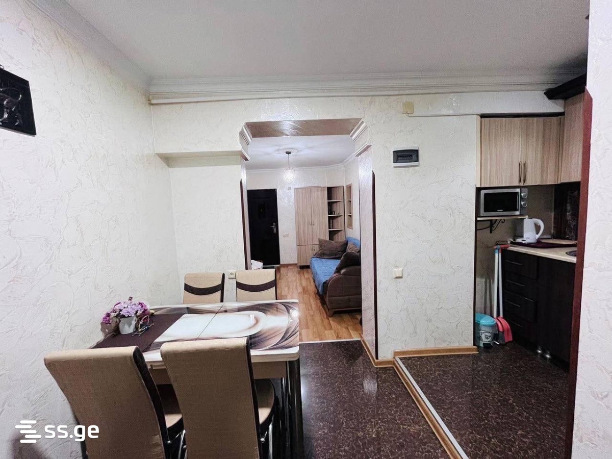 Sh. Rustaveli Ave. 10 - 2 rooms
