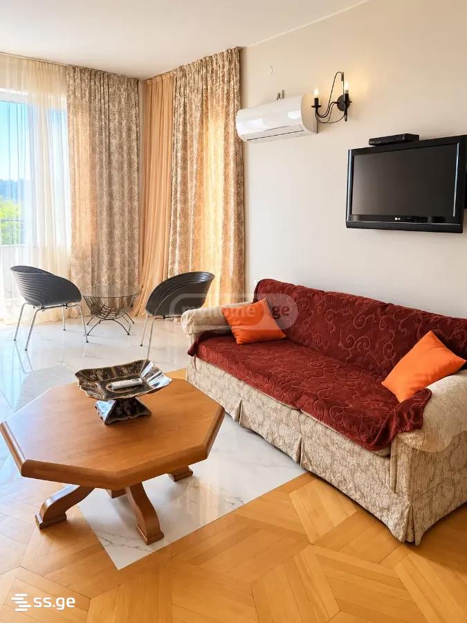 metekhi st. - 7 rooms