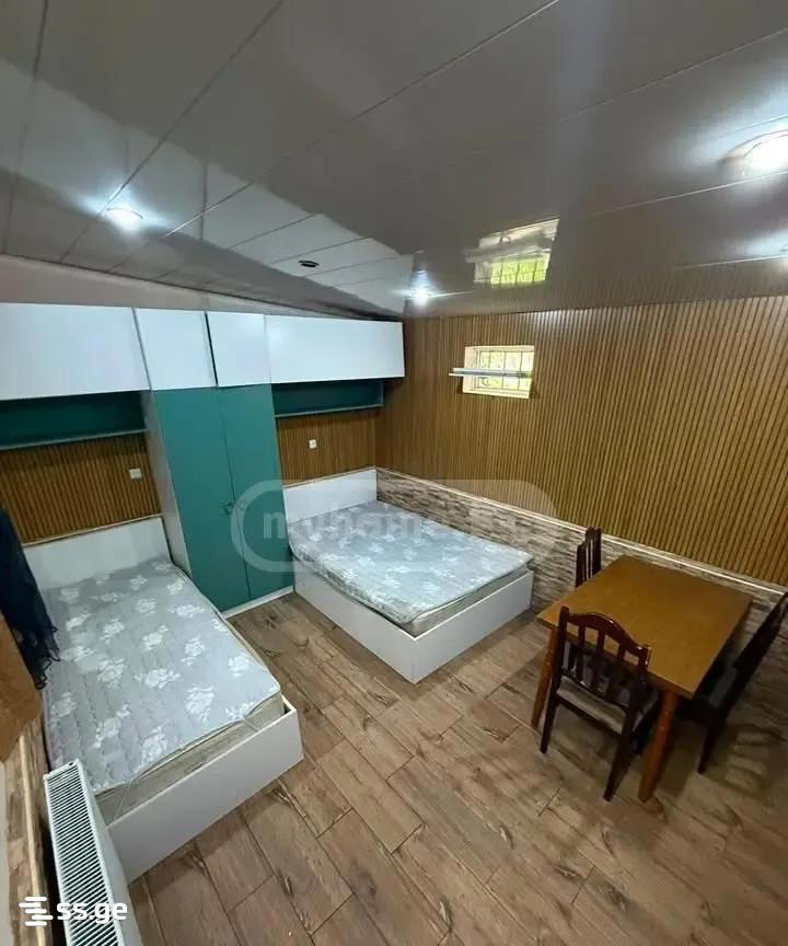 a.wereTlis avenue - 1 rooms