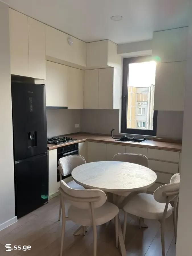 parnavaz mepe avenue 24ა - 3 rooms