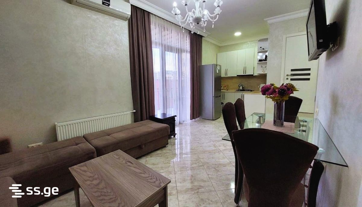 Sh. Rustaveli Ave. 11 - 3 rooms