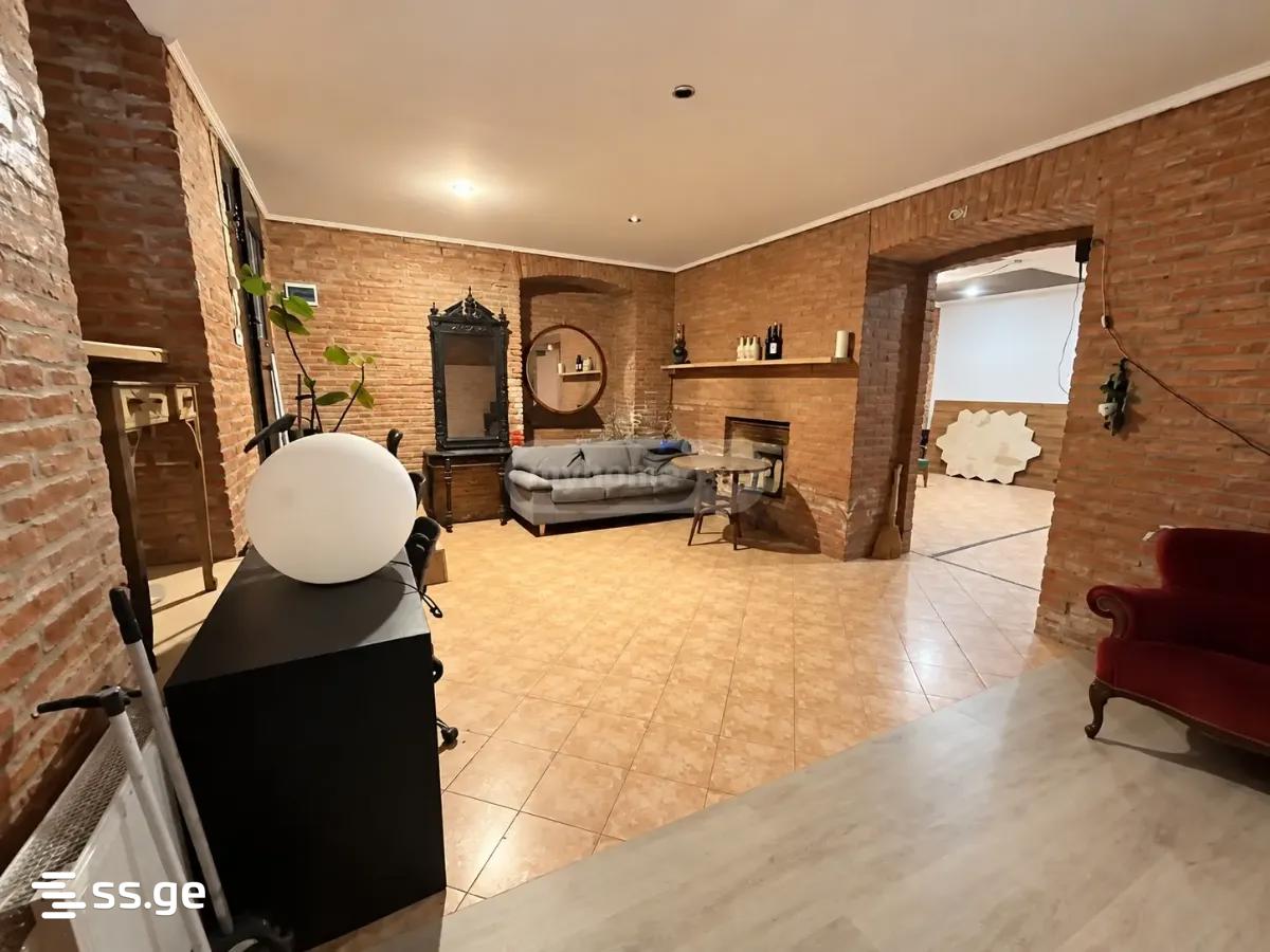Tsinamdzgrishvili st. - 3 rooms