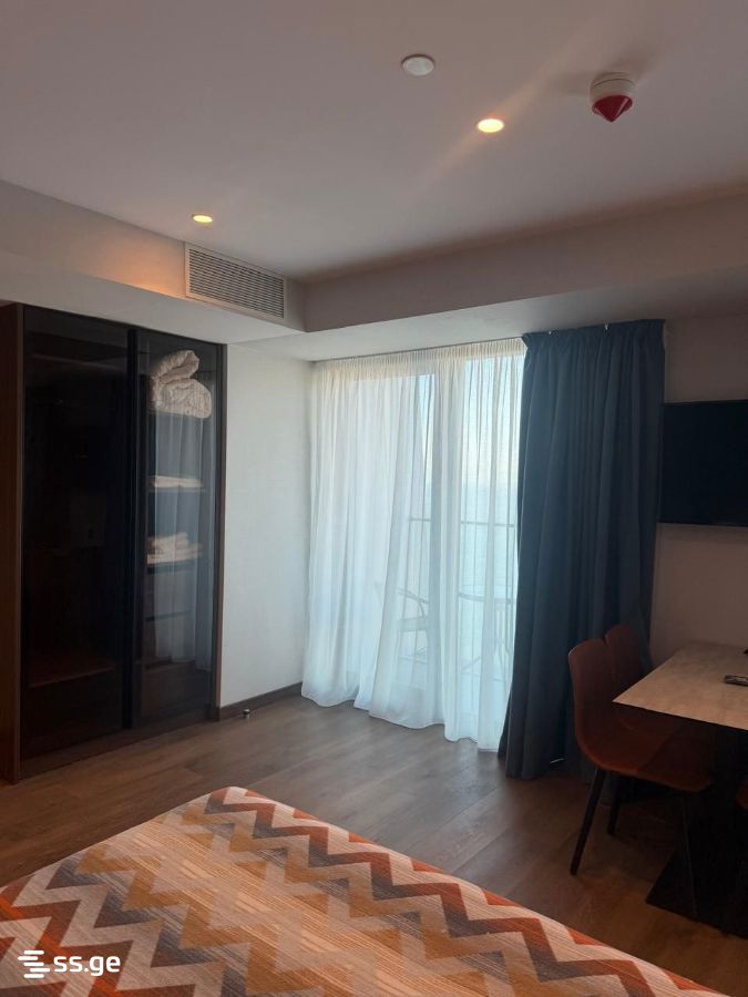 Sh. Rustaveli Ave. 42 - 1 rooms