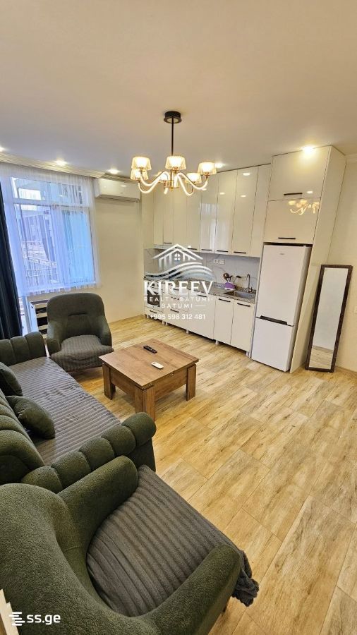 Ketevan Tsamebuli St. 35 - 3 rooms
