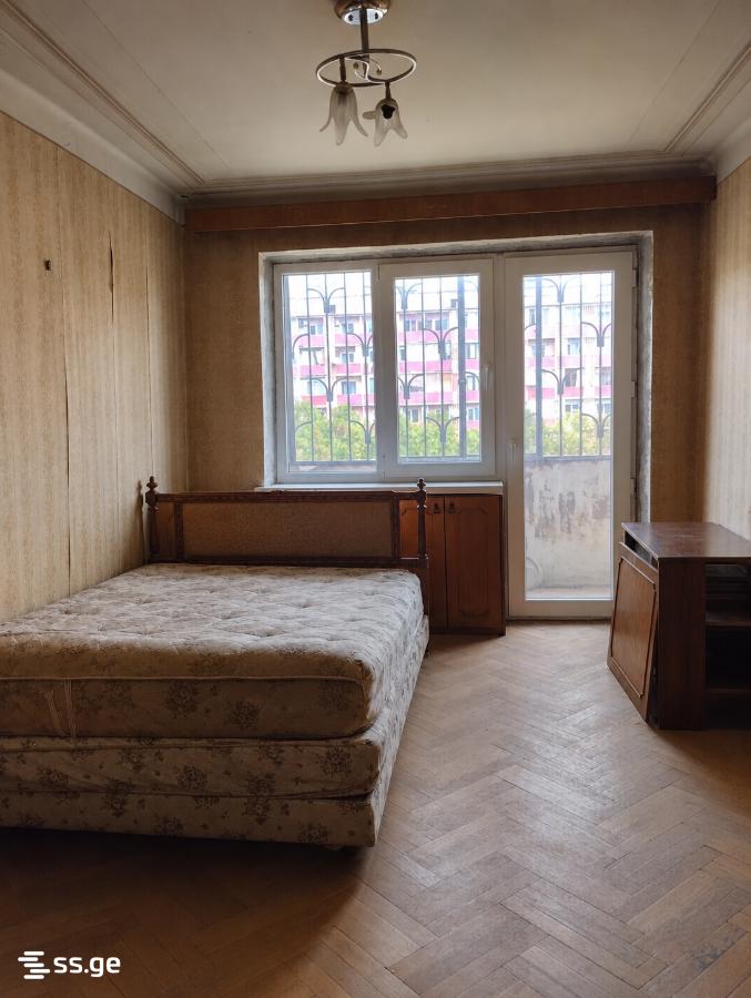 Gr. Robakidze Ave - 4 rooms