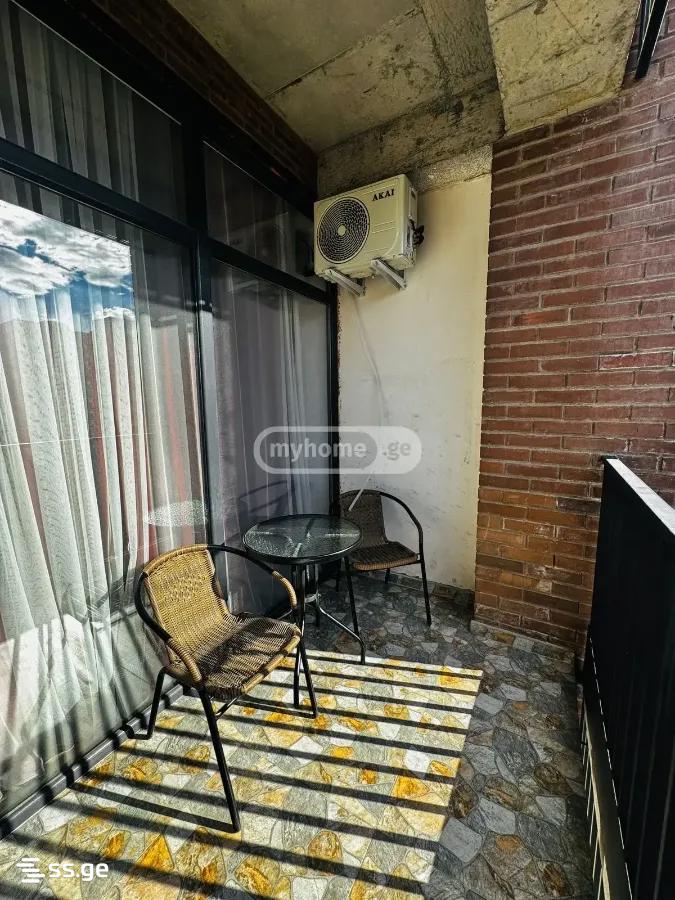 Teimuraz Batonishvili Street - 2 rooms