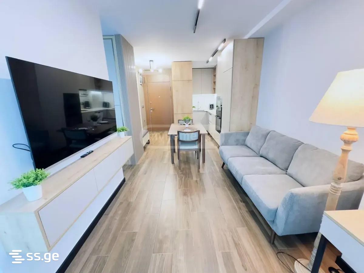 8 - 2 rooms