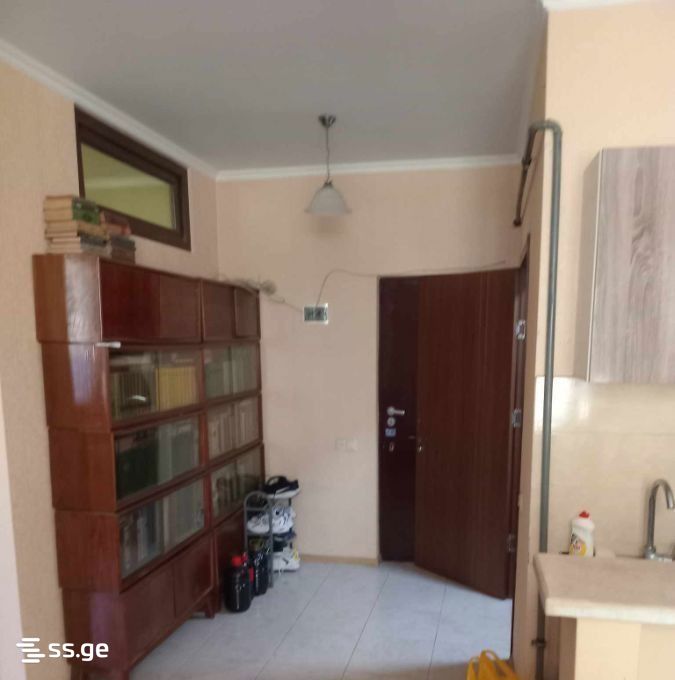 pekini st. 9 - 2 rooms