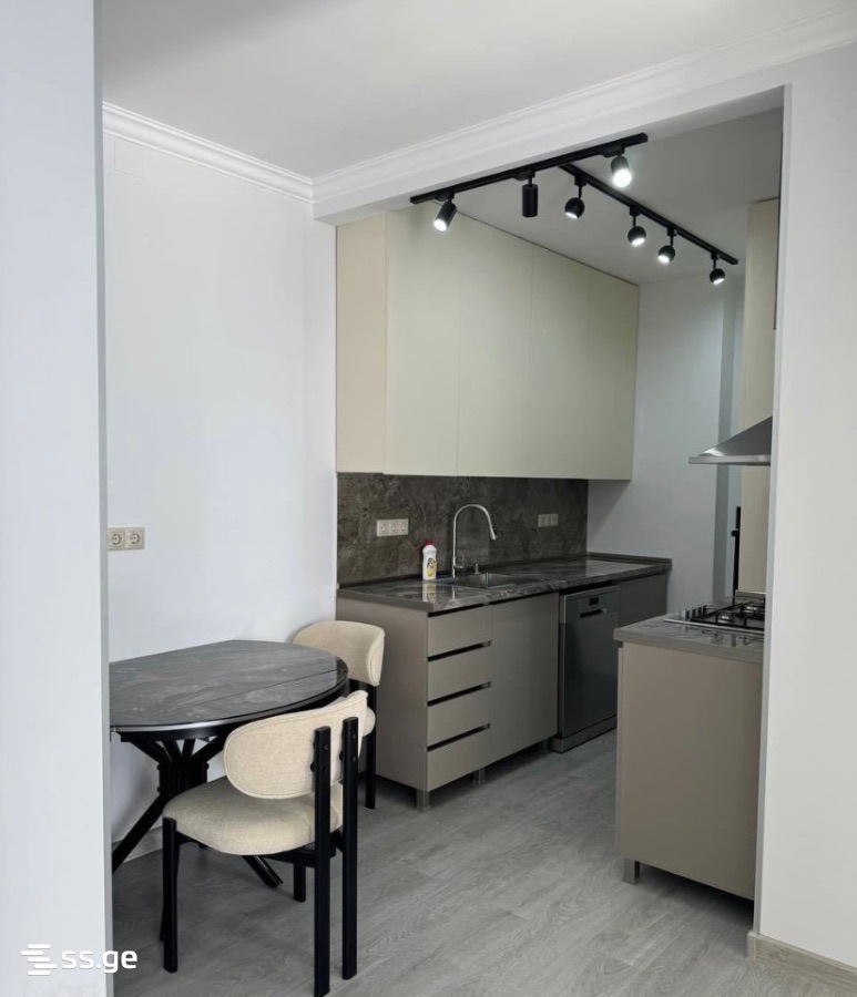 Angis st. 1st lane 41а - 3 rooms