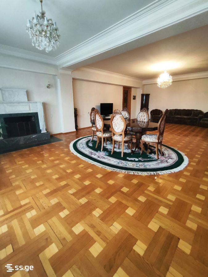 iosebidze st. 53 - 6 rooms