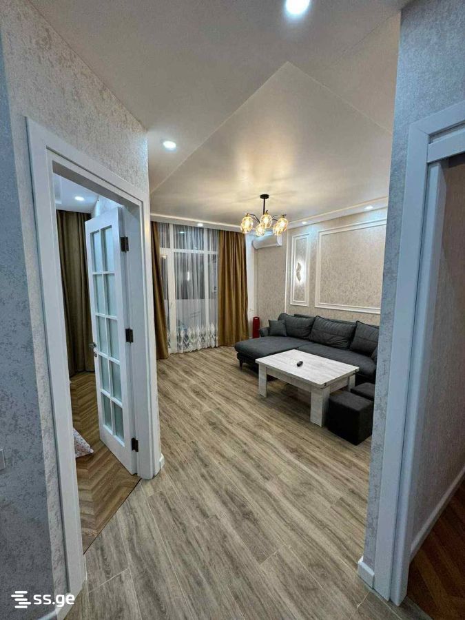 D. Mamuladze st. 31 - 3 rooms