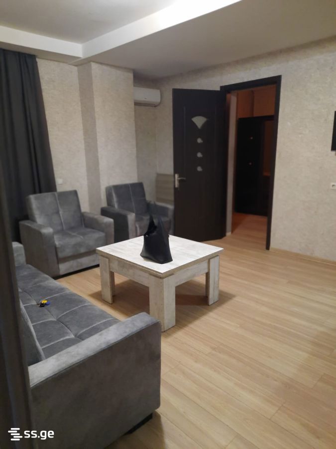 mitskevichi st. . - 4 rooms