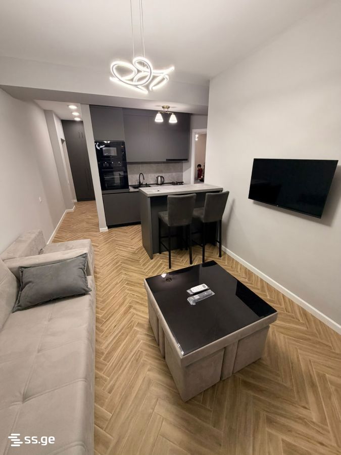 parnavaz mepe avenue 18 - 3 rooms