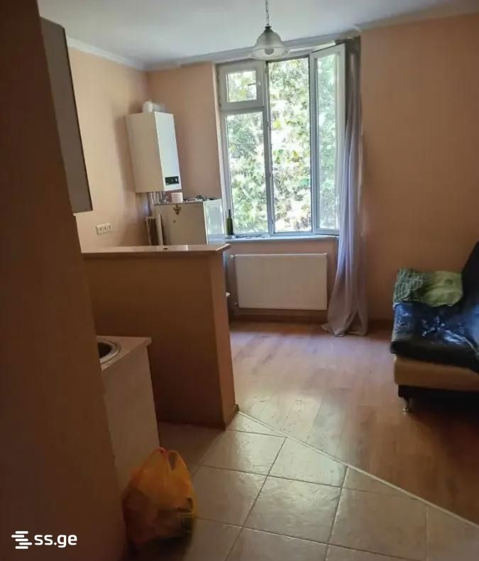 pekini st. 9 - 2 rooms