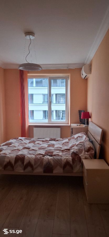 bakhtrioni st. 22 - 4 rooms