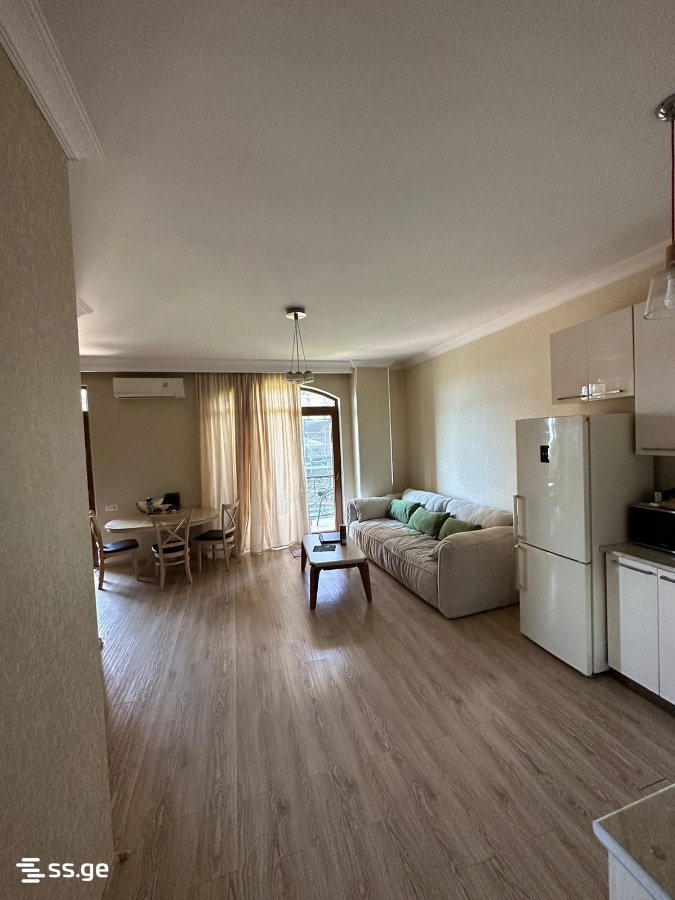 Sh. Rustaveli Ave. 2 - 4 rooms