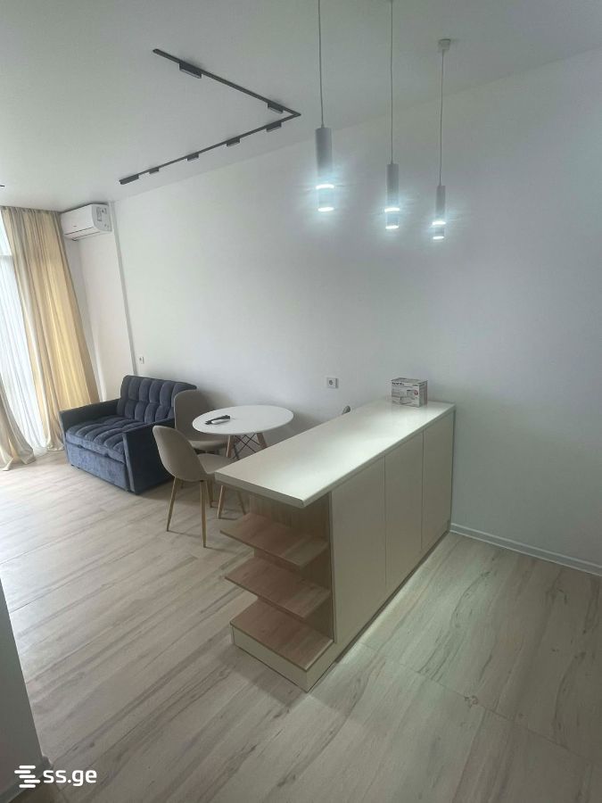 R. Nizharadze st. 5 - 2 rooms