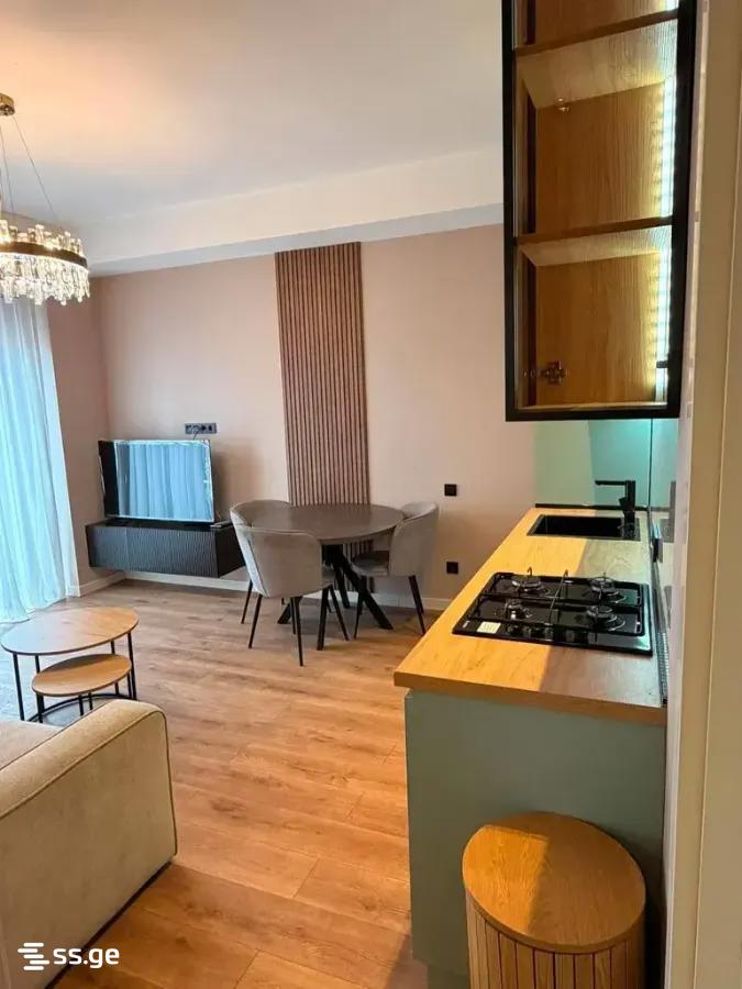 mirckhulava st. 9 - 3 rooms