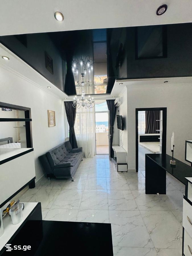 32 - 3 rooms
