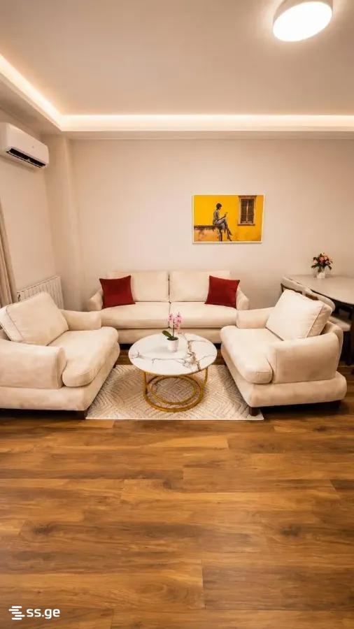 bakhtrioni st. 11 - 2 rooms