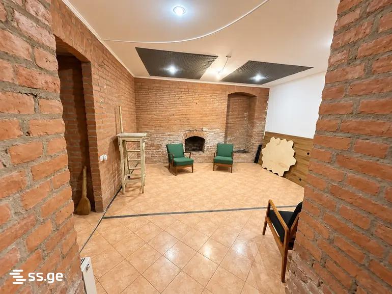 Tsinamdzgrishvili st. 1 - 3 rooms