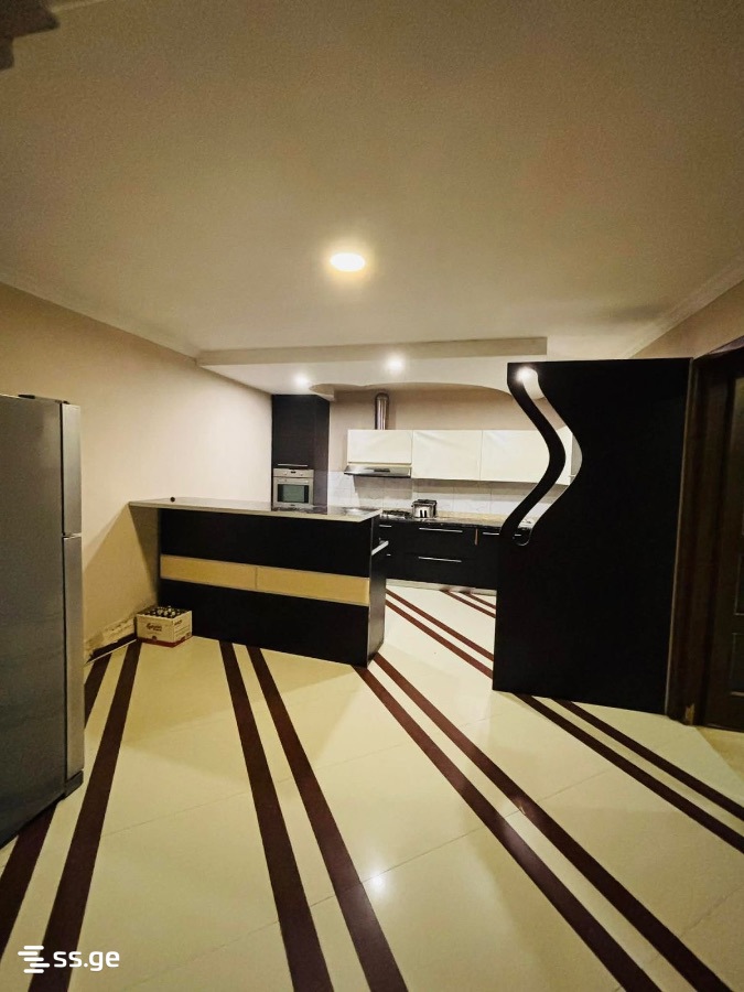 Gotua st. 10 - 10 rooms