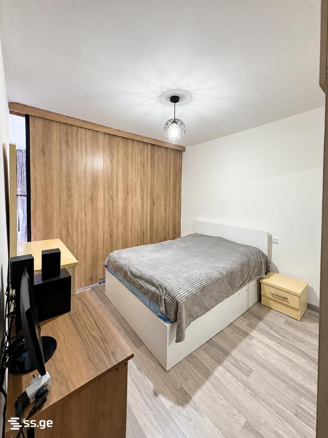 3 - 2 rooms
