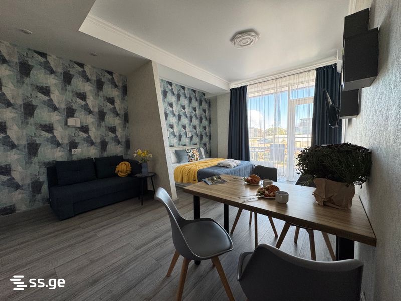 Takaishvili Street 94 - 1 rooms