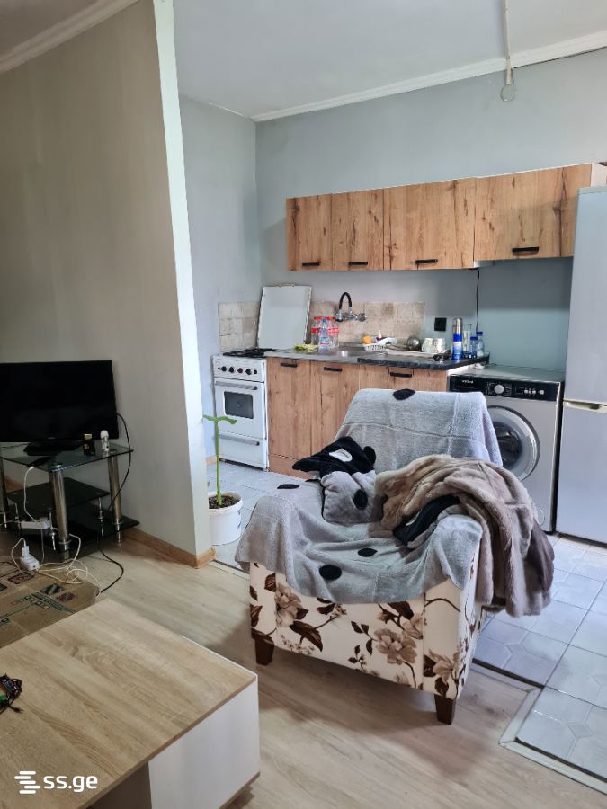 b. chichinadze st. 94 - 2 rooms